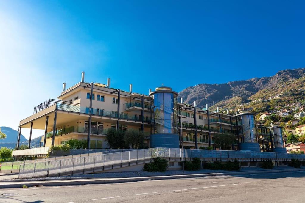Appartamento Bersaglio Costa Volpino Exteriör bild