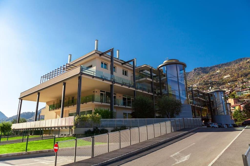 Appartamento Bersaglio Costa Volpino Exteriör bild